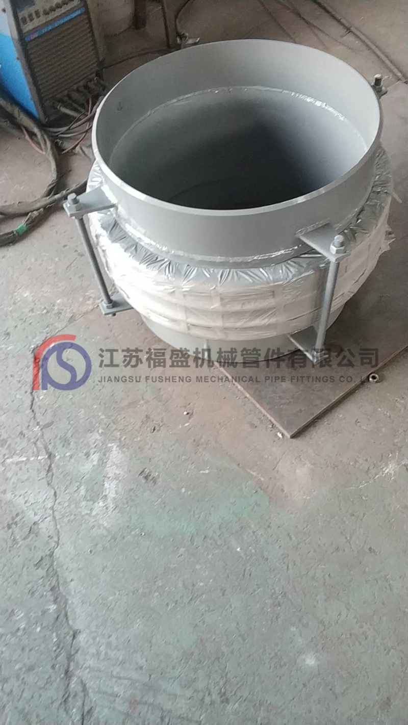 圆形金属四波补偿器