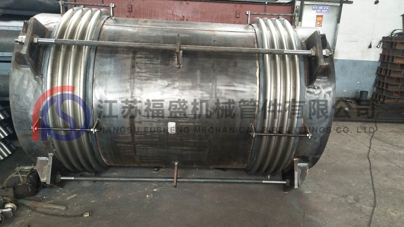 复式拉杆波纹补偿器